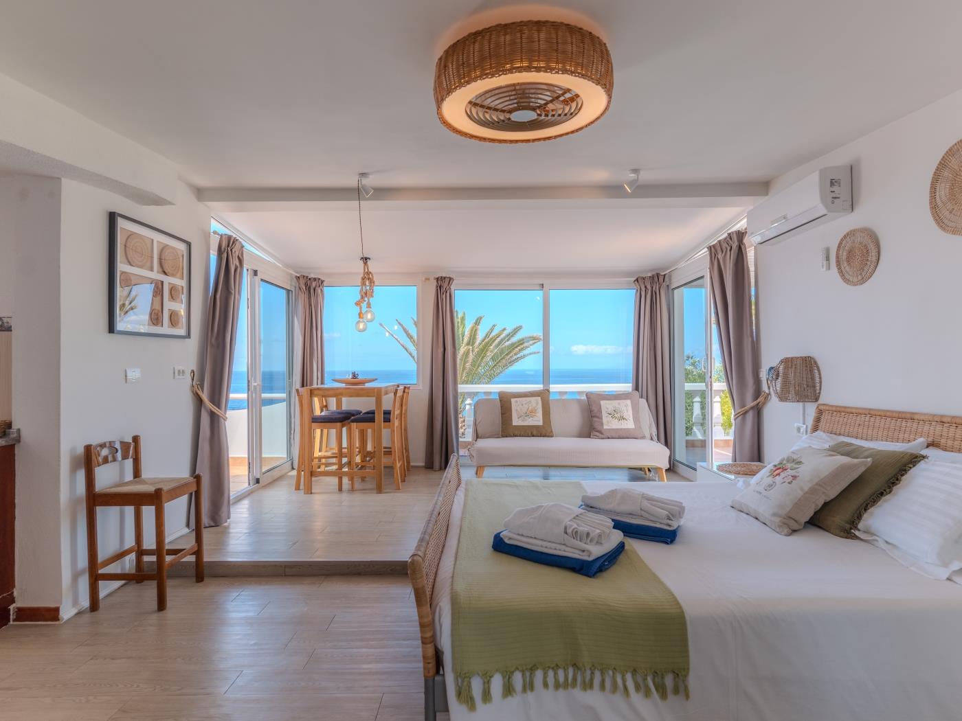 Villa Blanca Callao Salvaje. Первая линия b Callao Salvaje